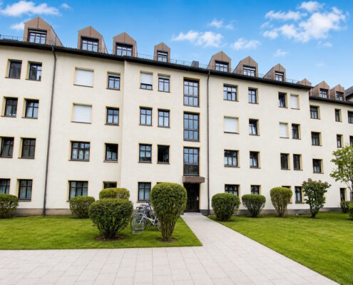 VERKAUFT! Charmante 3-Zimmer-Dachgeschosswohnung mit Dachloggia in gefragter Wohnlage Berg am Laim