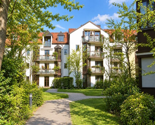 VERMIETET! Gepflegte 3-Zimmer-Wohnung mit 2 Balkonen in München-Sendling
